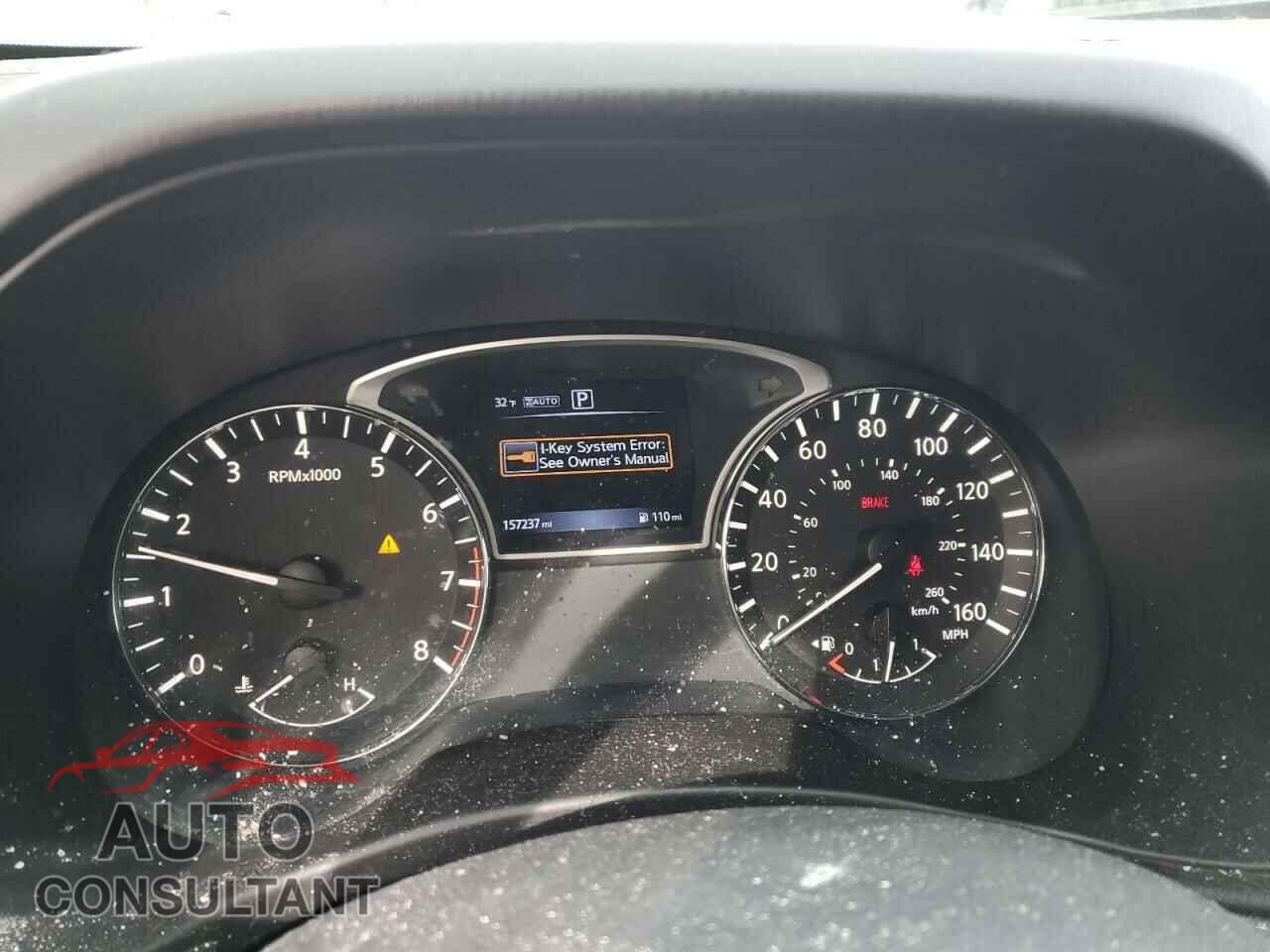 NISSAN PATHFINDER 2017 - 5N1DR2MM8HC658395