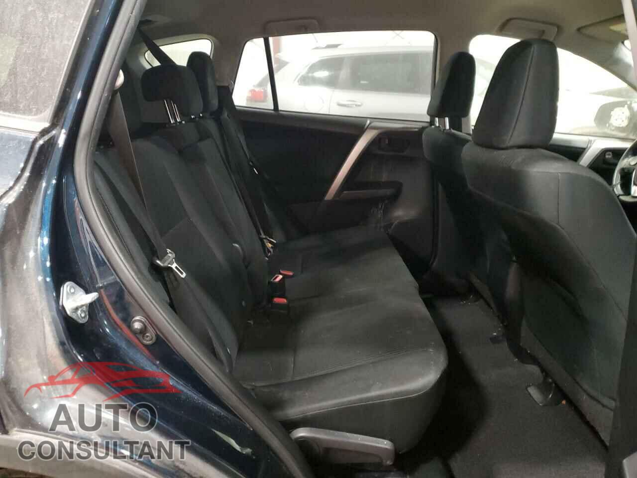 TOYOTA RAV4 2017 - JTMBFREV2HJ715321