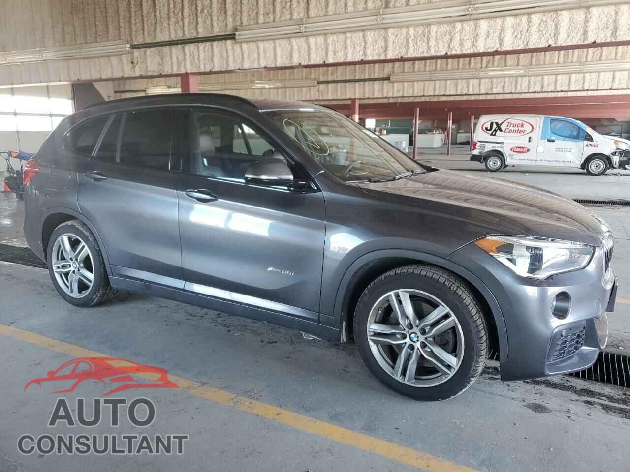BMW X1 2016 - WBXHT3C35GP889058