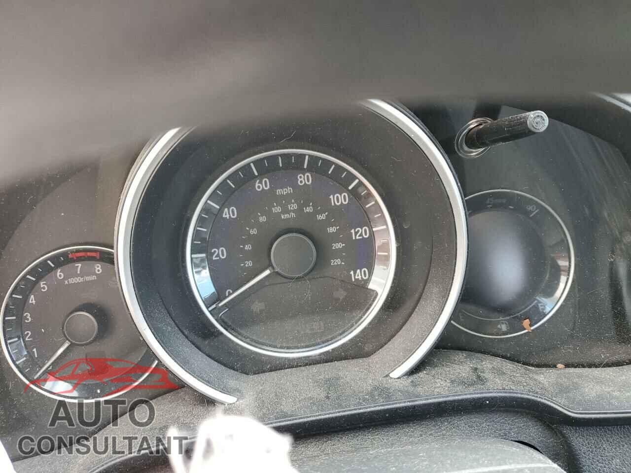 HONDA FIT 2019 - 3HGGK5H47KM736528