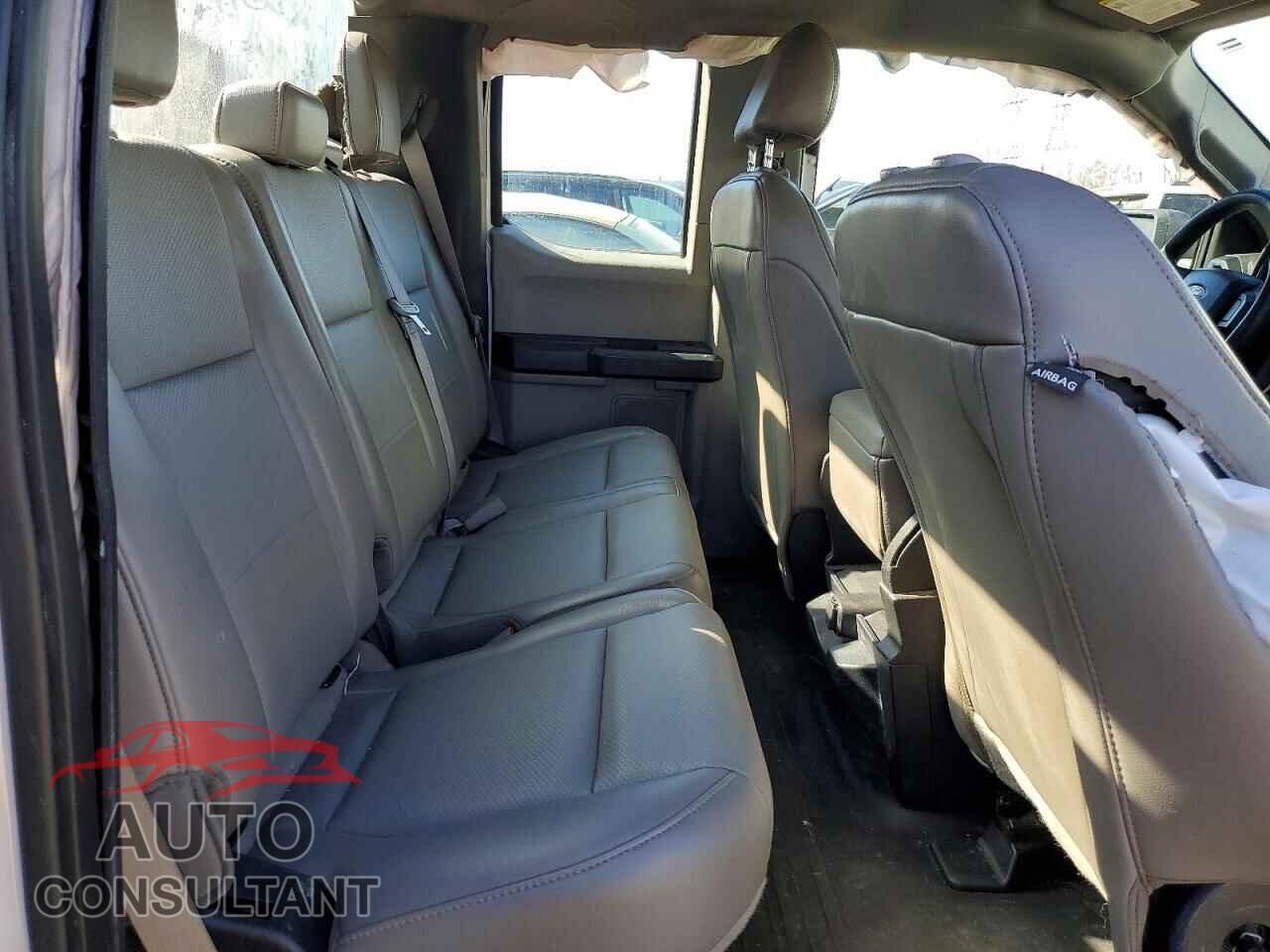 FORD F150 2018 - 1FTFX1E53JKE86650