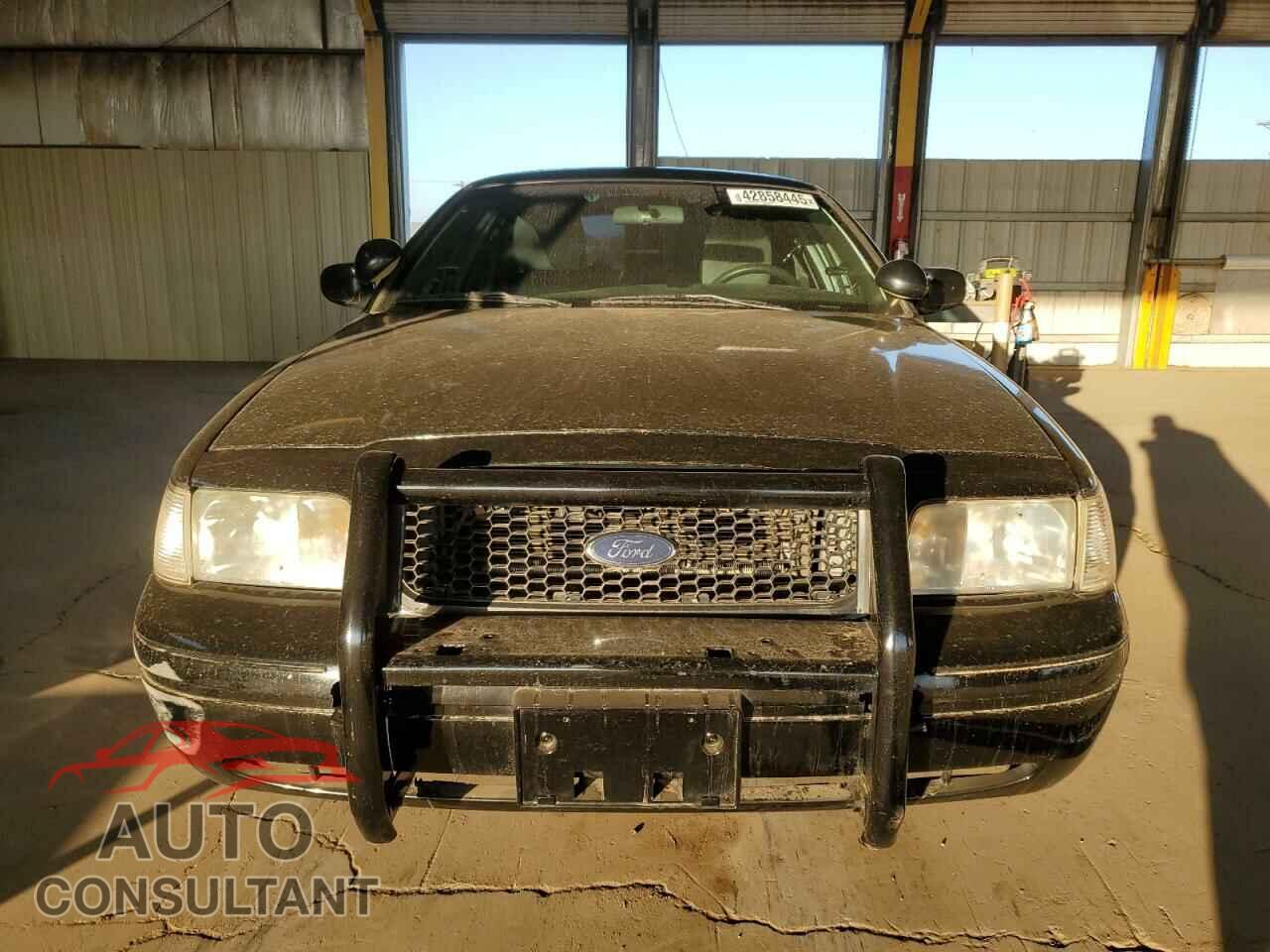 FORD CROWN VIC 2011 - 2FABP7BV2BX125078