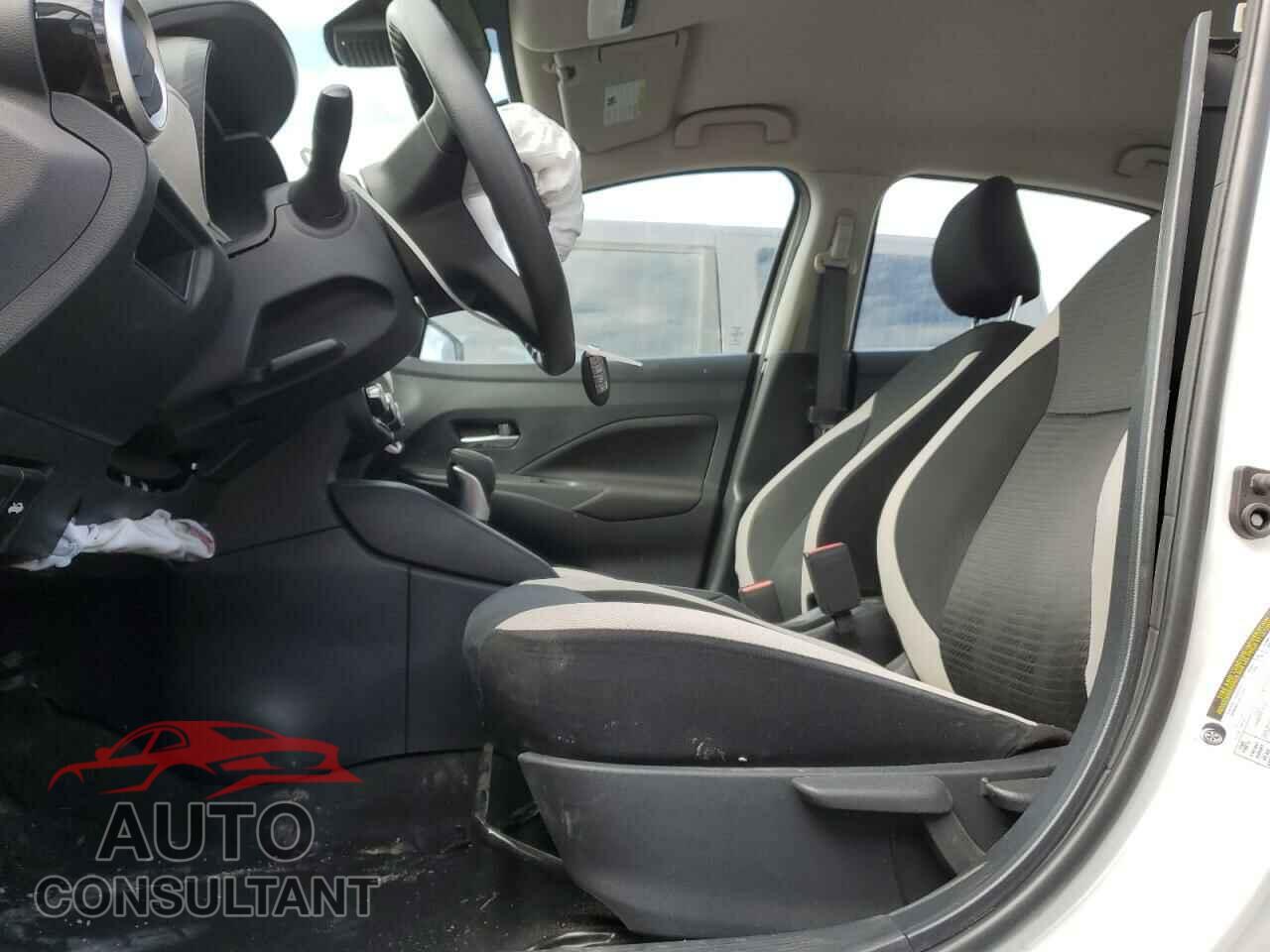 NISSAN VERSA 2021 - 3N1CN8EV1ML866724