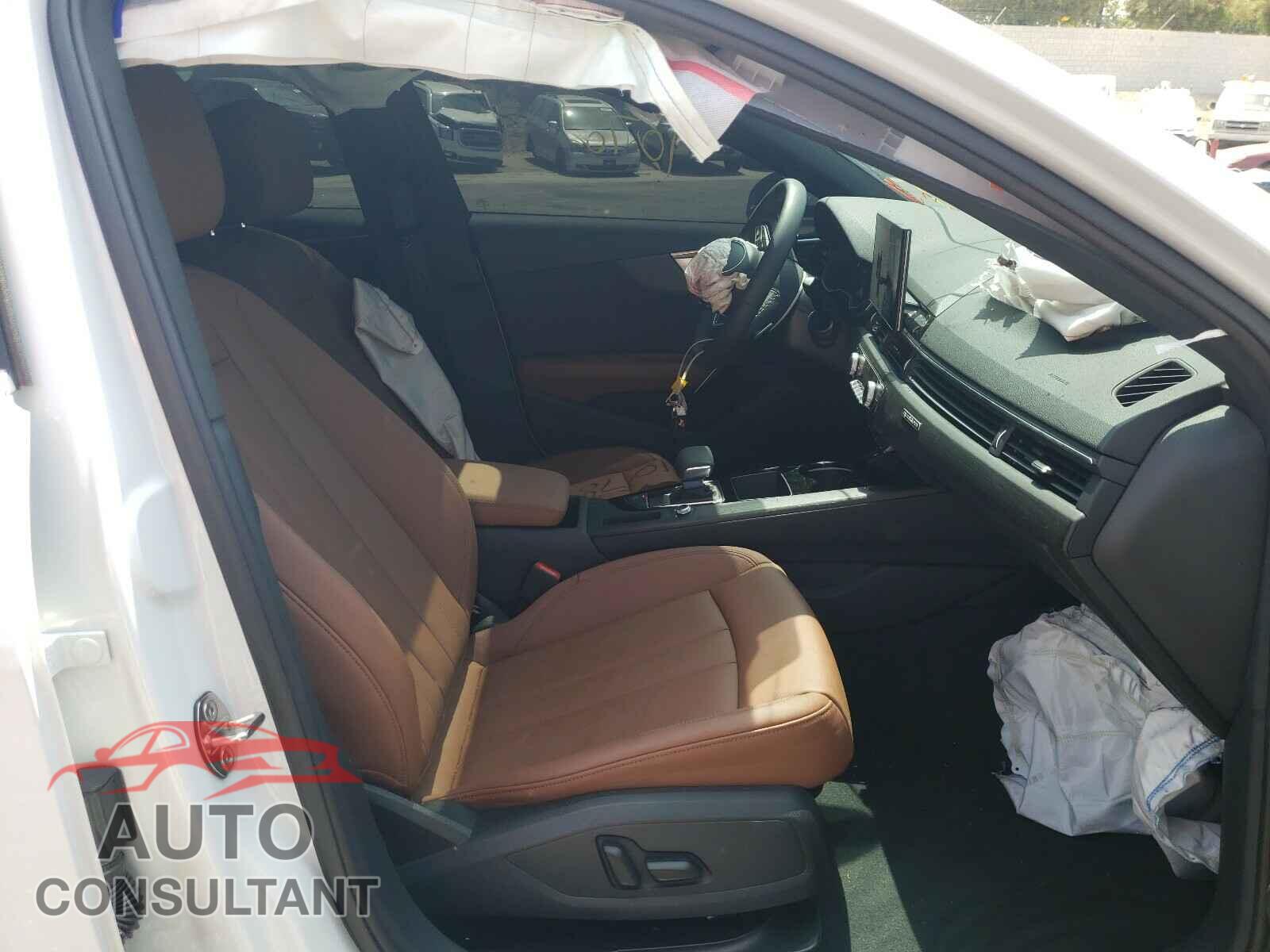 AUDI A4 2021 - WAUABAF43MA015961
