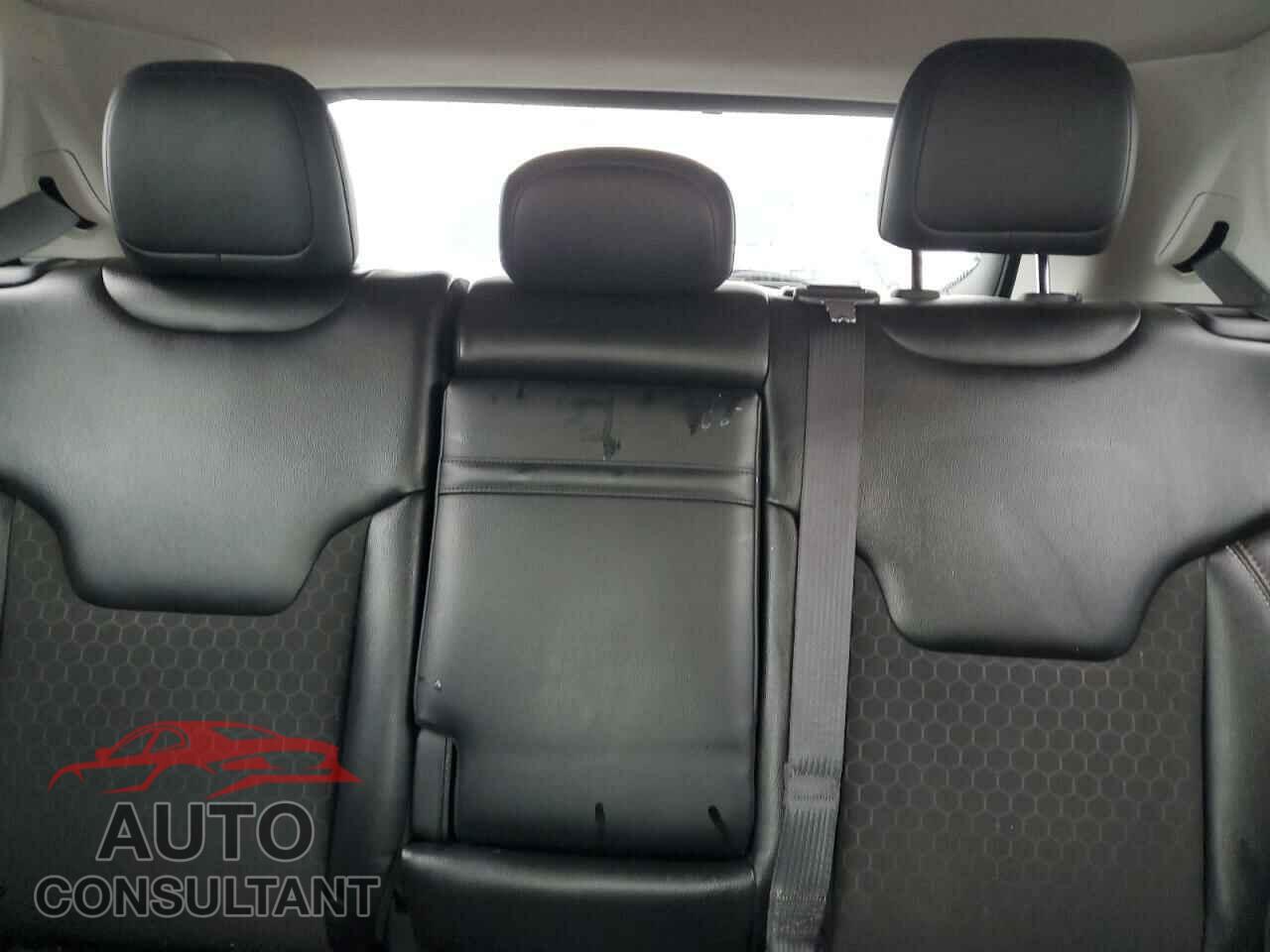 JEEP COMPASS 2018 - 3C4NJDBB0JT400749