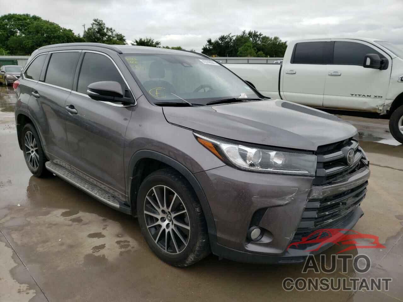 TOYOTA HIGHLANDER 2017 - 5TDKZRFH2HS210513
