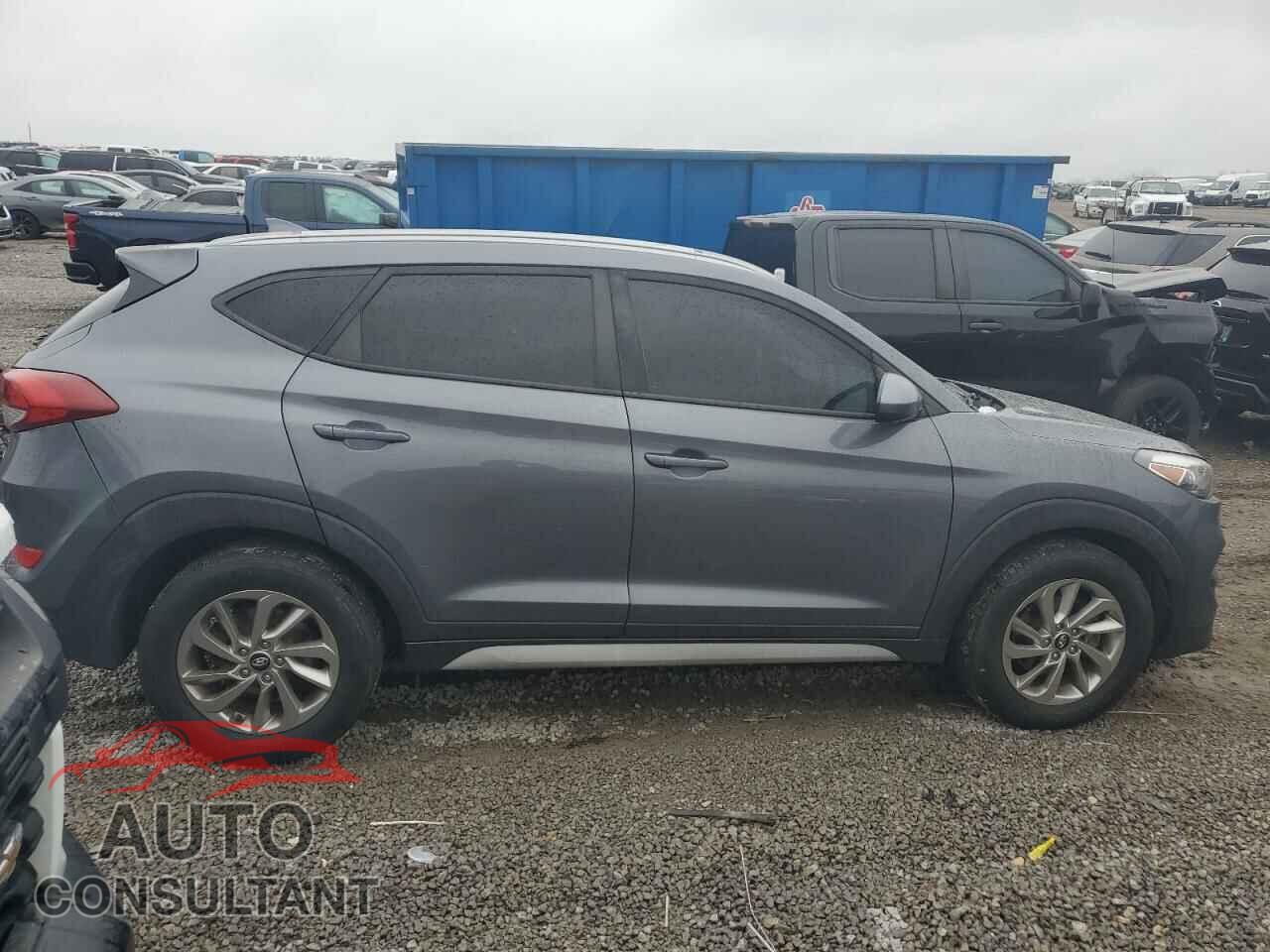 HYUNDAI TUCSON 2018 - KM8J3CA41JU681130