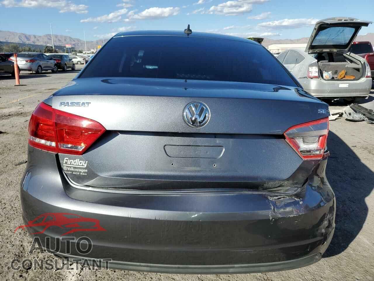 VOLKSWAGEN PASSAT 2013 - 1VWBP7A39DC134366