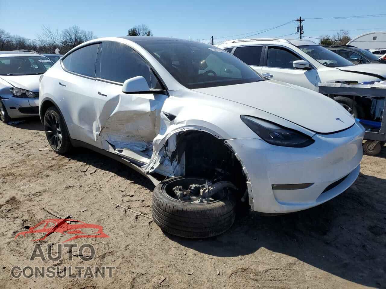 TESLA MODEL Y 2023 - 7SAYGDEE6PF676154