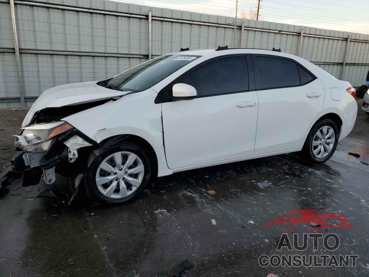 TOYOTA COROLLA 2015 - 5YFBURHE8FP203413