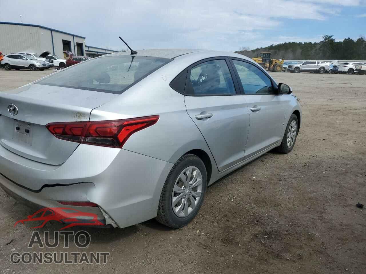 HYUNDAI ACCENT 2020 - 3KPC24A68LE108010
