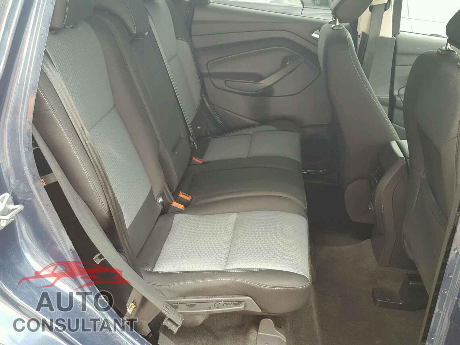 FORD ESCAPE SE 2018 - 1FMCU0GD0JUA69206