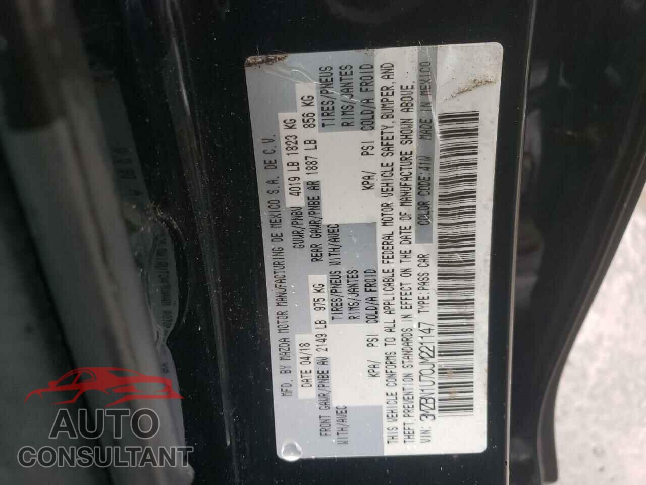 MAZDA 3 2018 - 3MZBN1U70JM221147