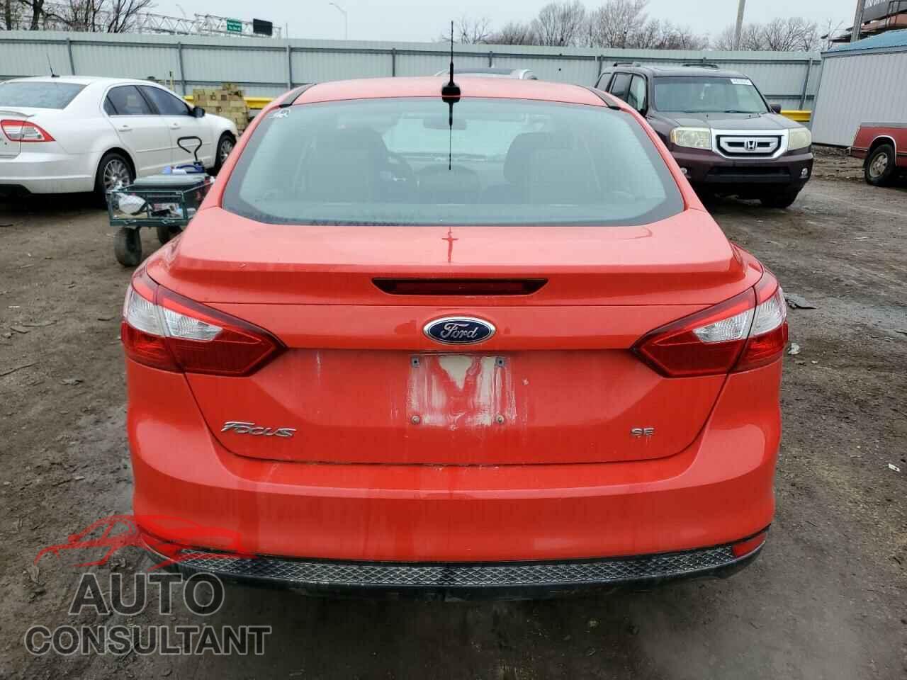 FORD FOCUS 2014 - 1FADP3F24EL342019