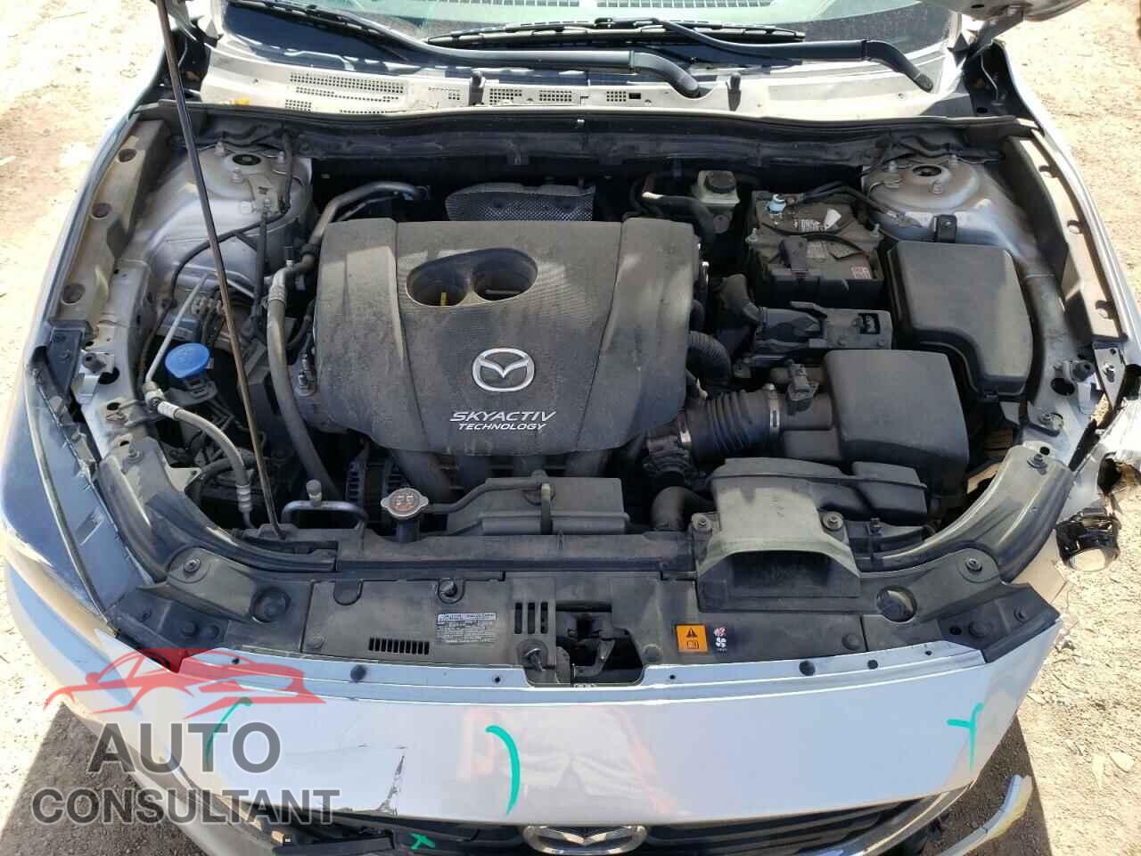 MAZDA 3 2017 - 3MZBN1V72HM111578