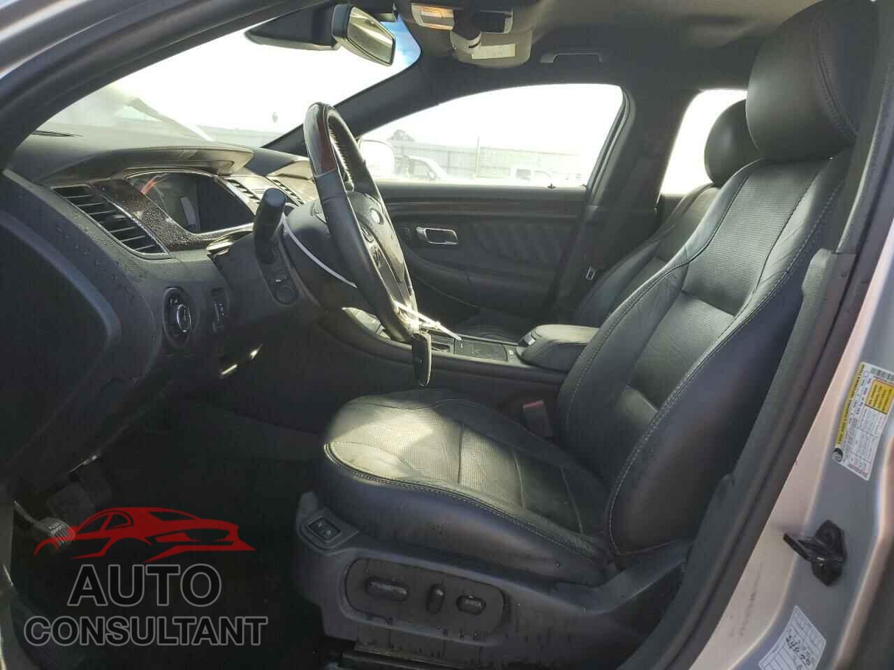 FORD TAURUS 2017 - 1FAHP2F85HG102622
