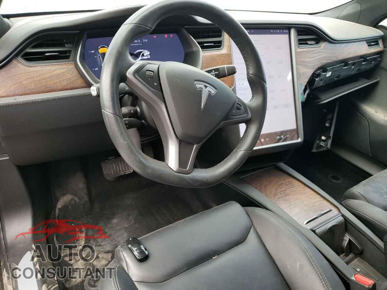 TESLA MODEL S 2021 - 5YJSA1E26MF424053