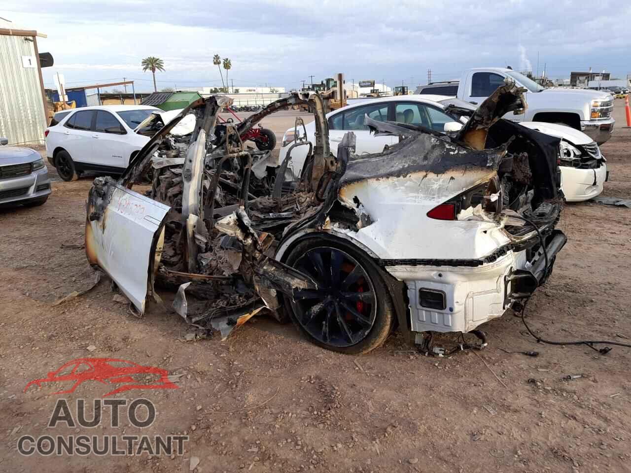 TESLA MODEL X 2018 - 5YJXCBE47JF133418