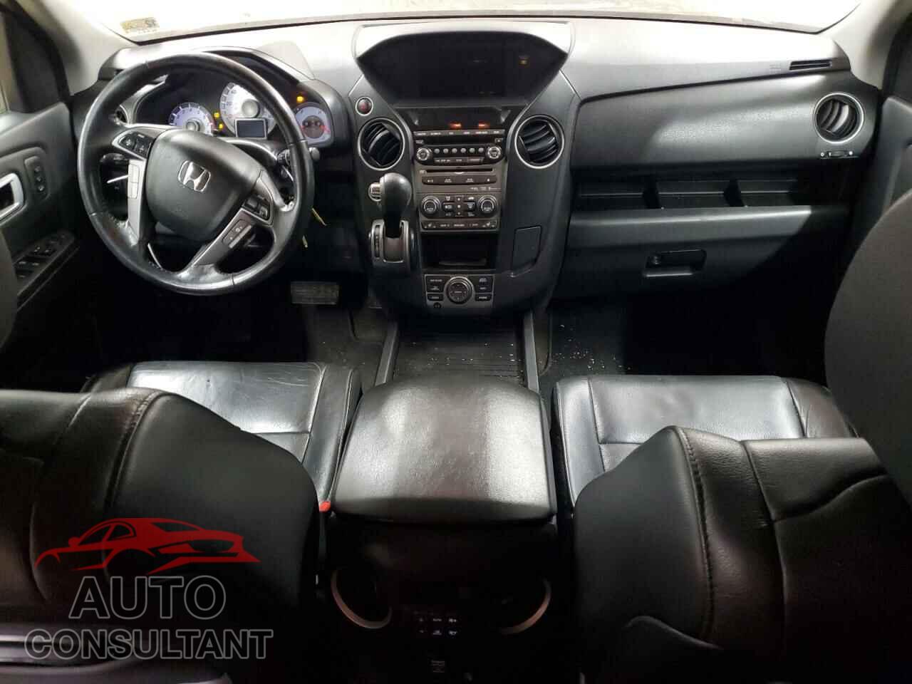 HONDA PILOT 2013 - 5FNYF4H90DB064574