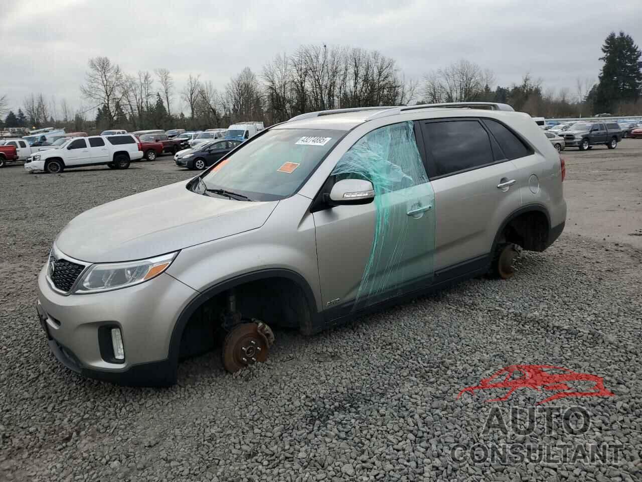 KIA SORENTO 2015 - 5XYKTCA60FG655475