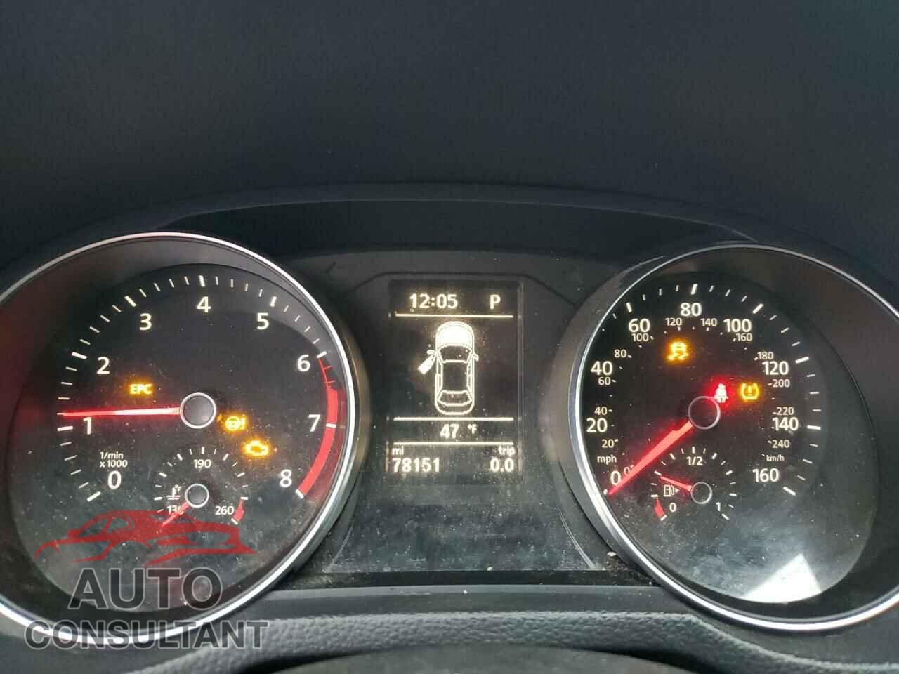 VOLKSWAGEN PASSAT 2018 - 1VWAA7A39JC030324