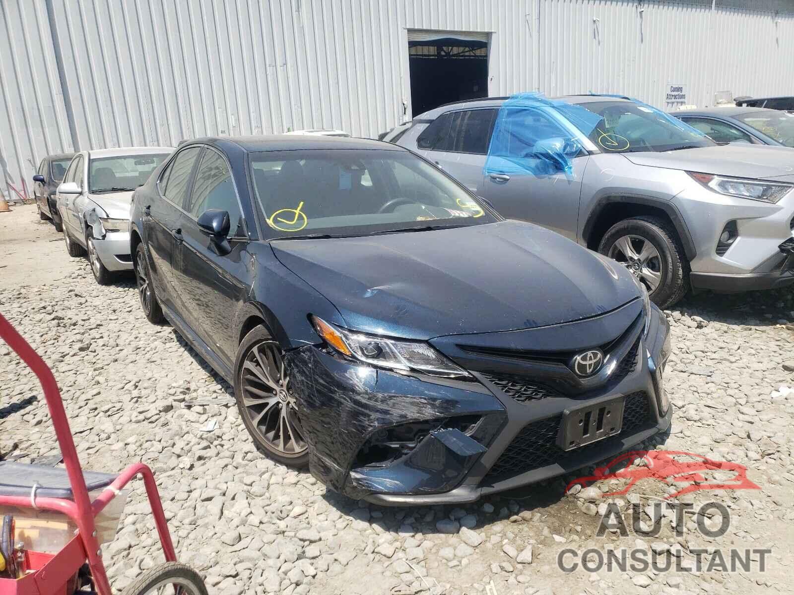 TOYOTA CAMRY 2018 - JTNB11HK7J3036667