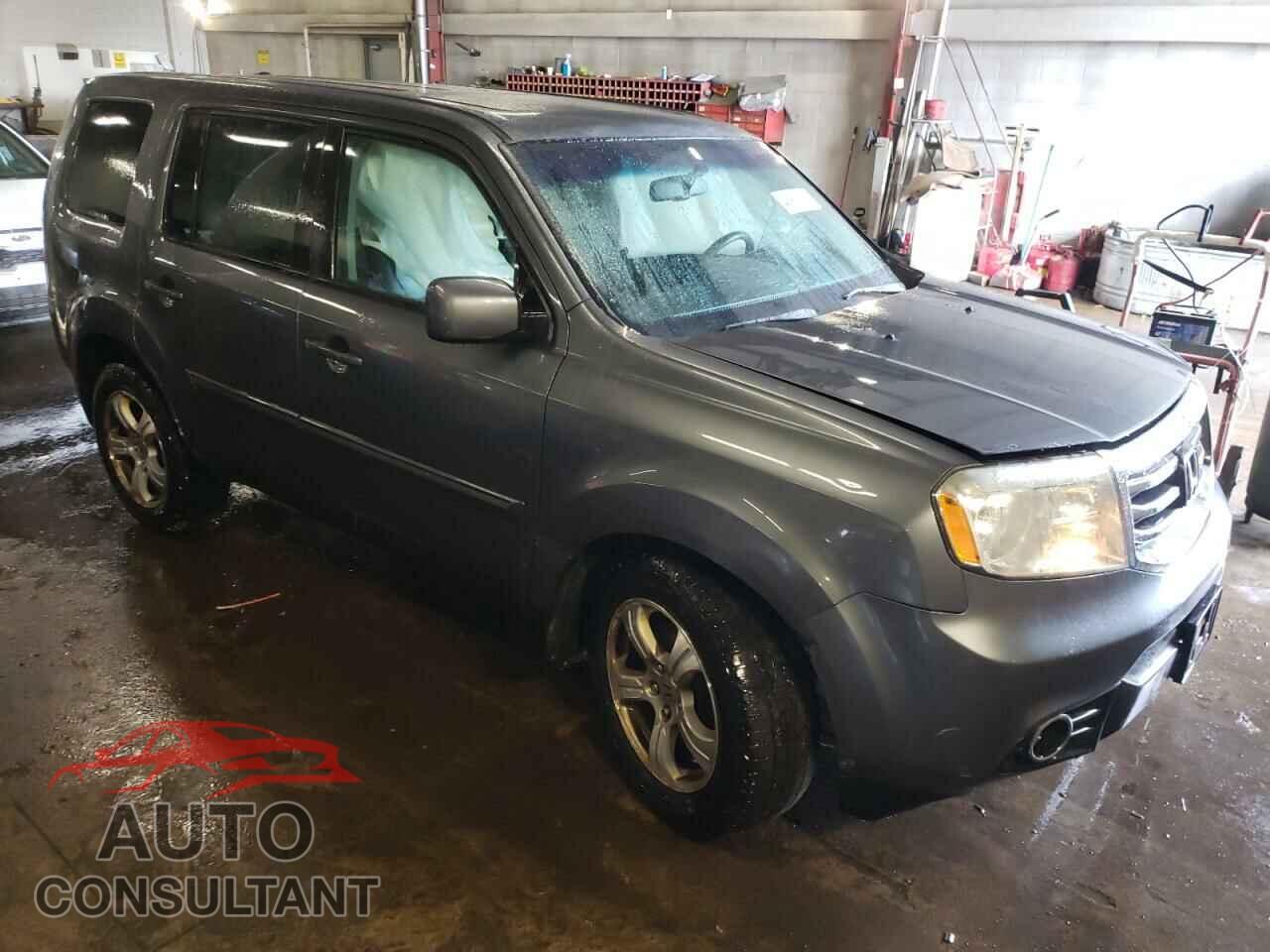 HONDA PILOT 2013 - 5FNYF4H51DB051359
