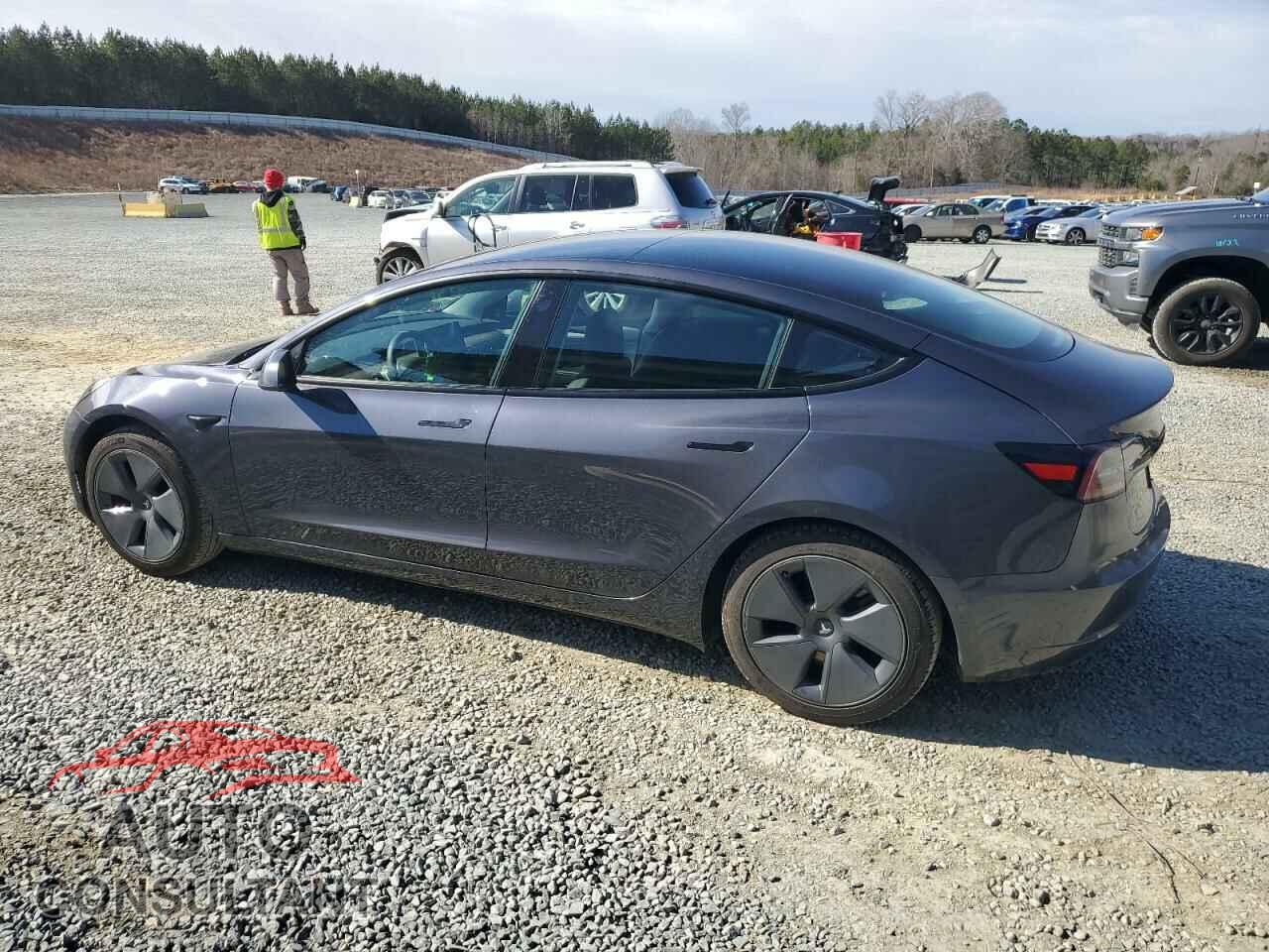 TESLA MODEL 3 2021 - 5YJ3E1EA4MF041910