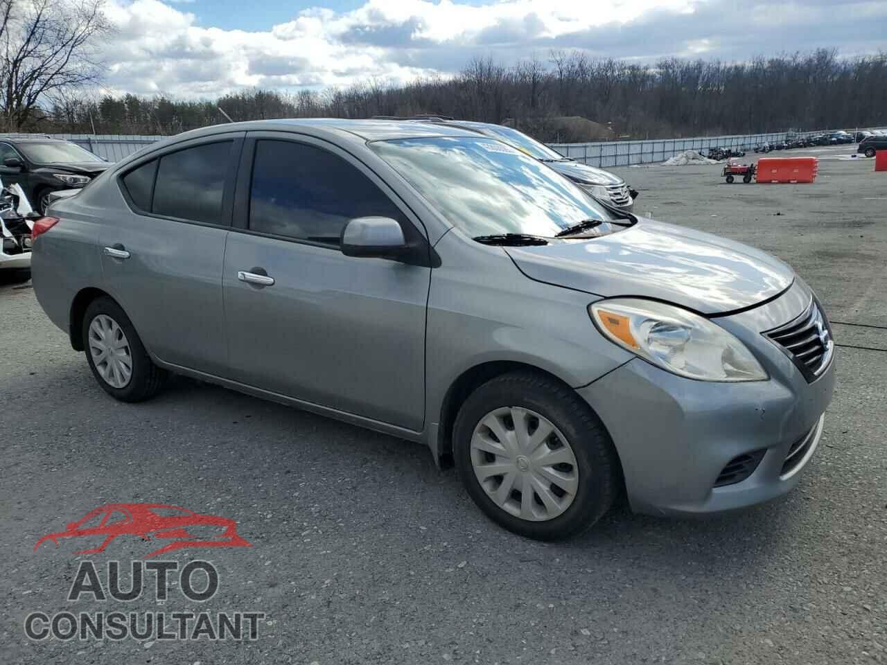 NISSAN VERSA 2013 - 3N1CN7AP1DL828265