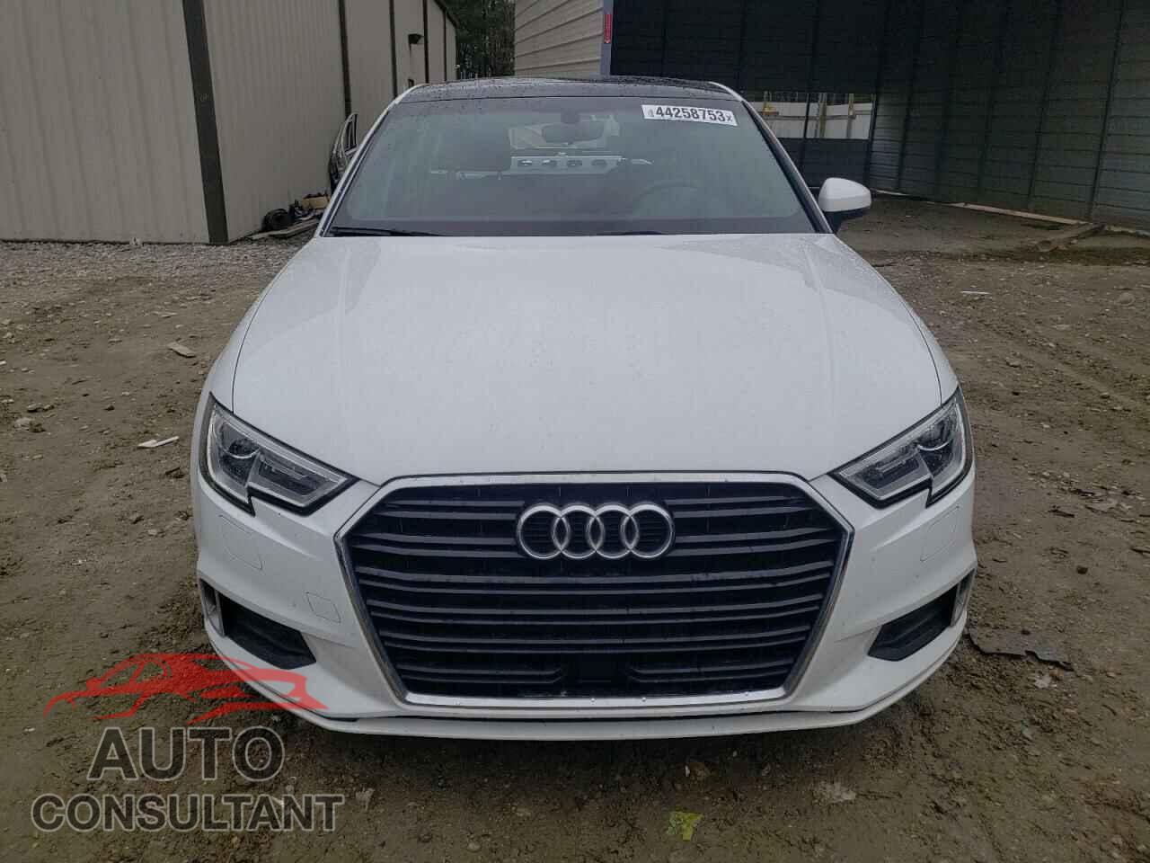AUDI A3 2017 - WAUAUGFFXH1061906