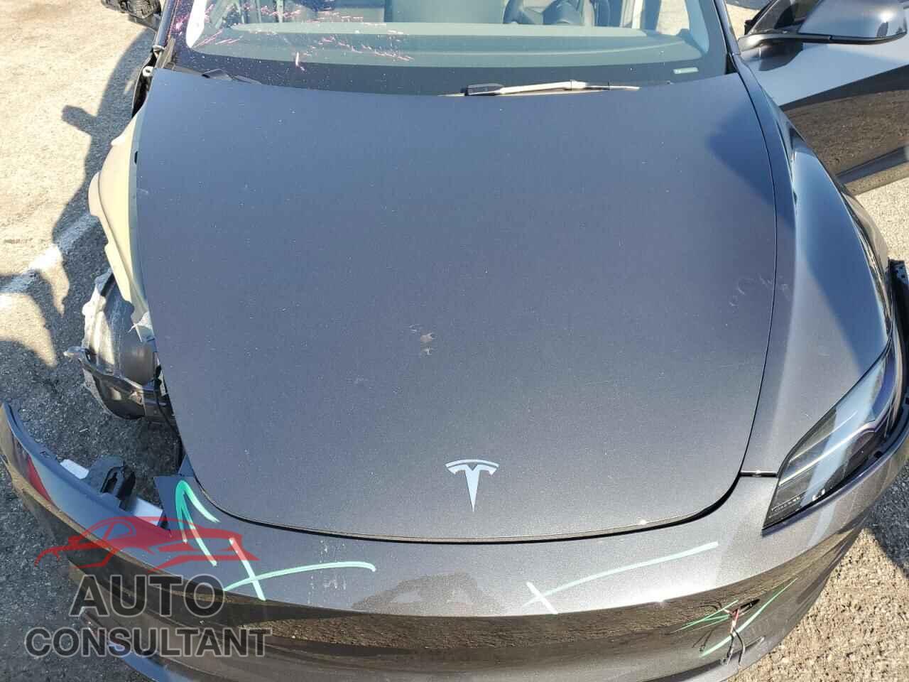 TESLA MODEL 3 2024 - 5YJ3E1EAXRF728770