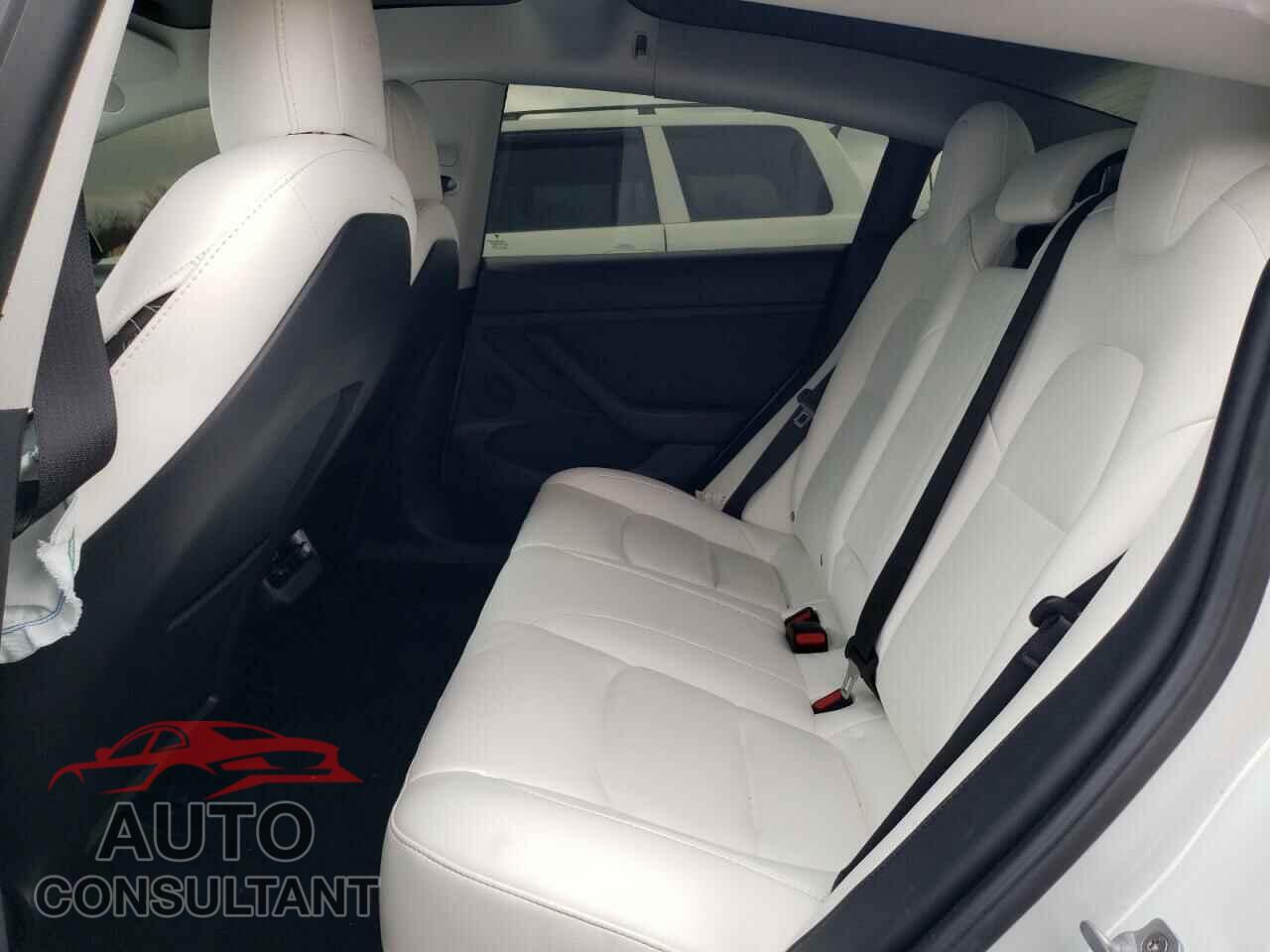 TESLA MODEL 3 2022 - 5YJ3E1EB8NF354131
