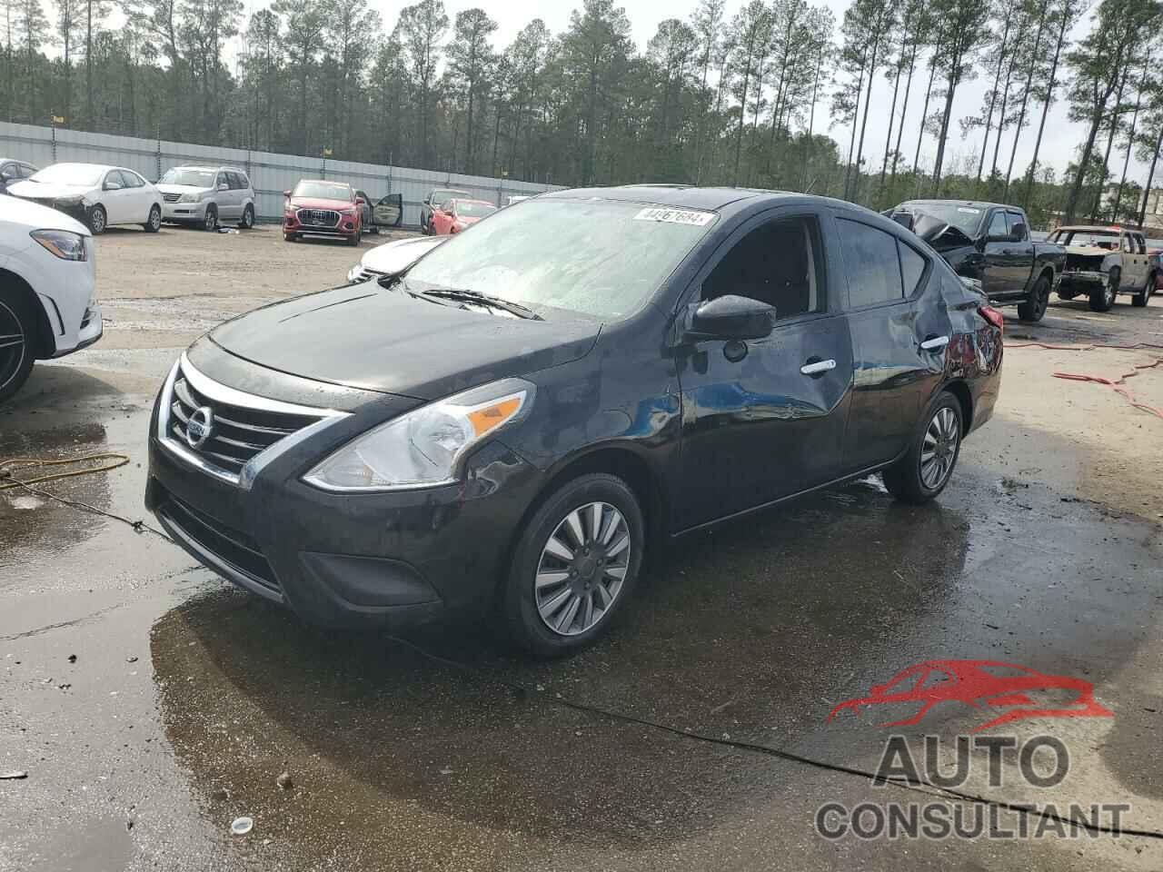 NISSAN VERSA 2017 - 3N1CN7AP7HL813856