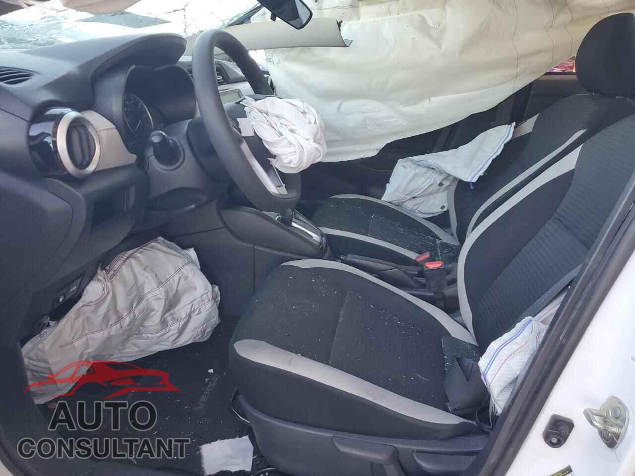 NISSAN VERSA 2021 - 3N1CN8EV4ML868290