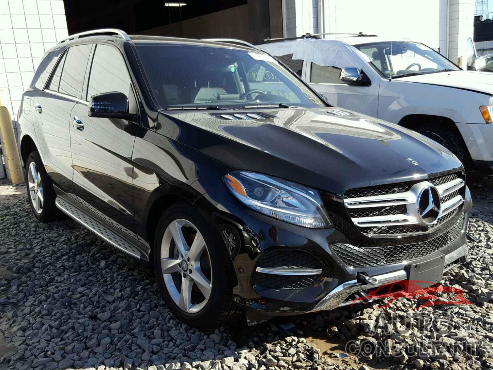 MERCEDES-BENZ GLE 350 4MATIC 2018 - 4JGDA5HB2JB124418