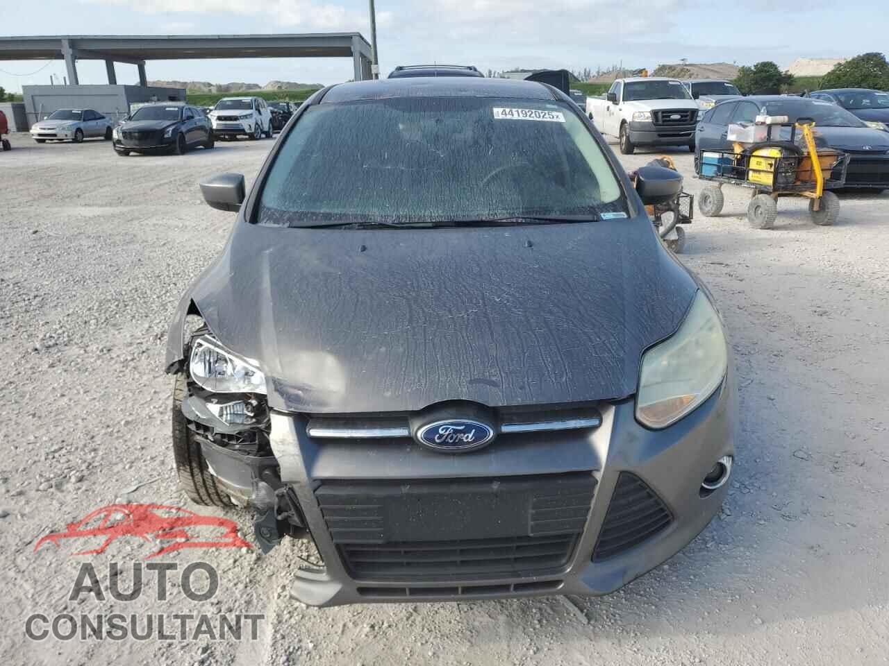 FORD FOCUS 2012 - 1FAHP3F25CL387484