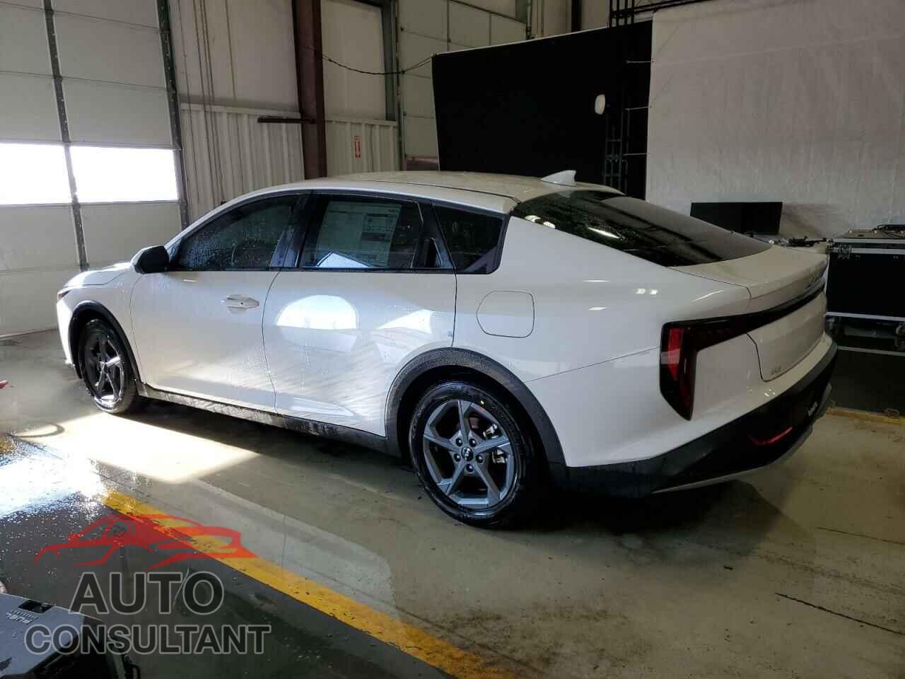KIA K4 LX 2025 - 3KPFT4DE5SE019670