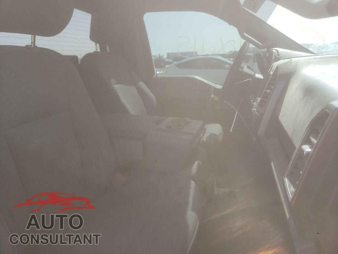 FORD F150 2018 - 1FTMF1E57JKD90188