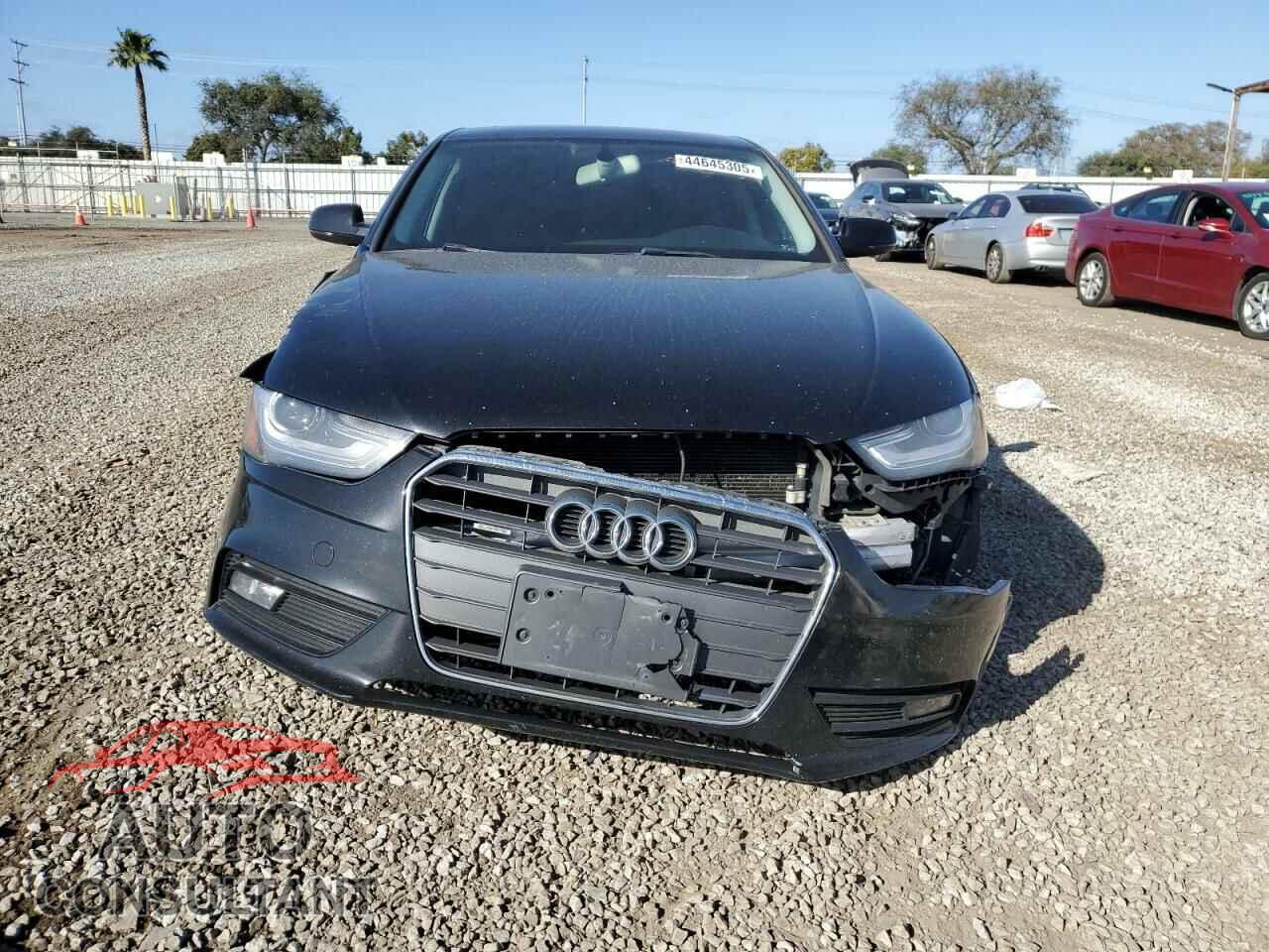 AUDI A4 2013 - WAUBFAFL7DN045540
