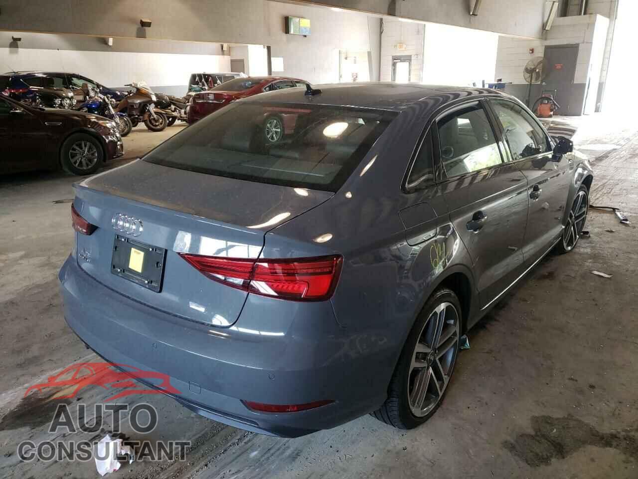 AUDI A3 2020 - WAUAUGFF6LA102038