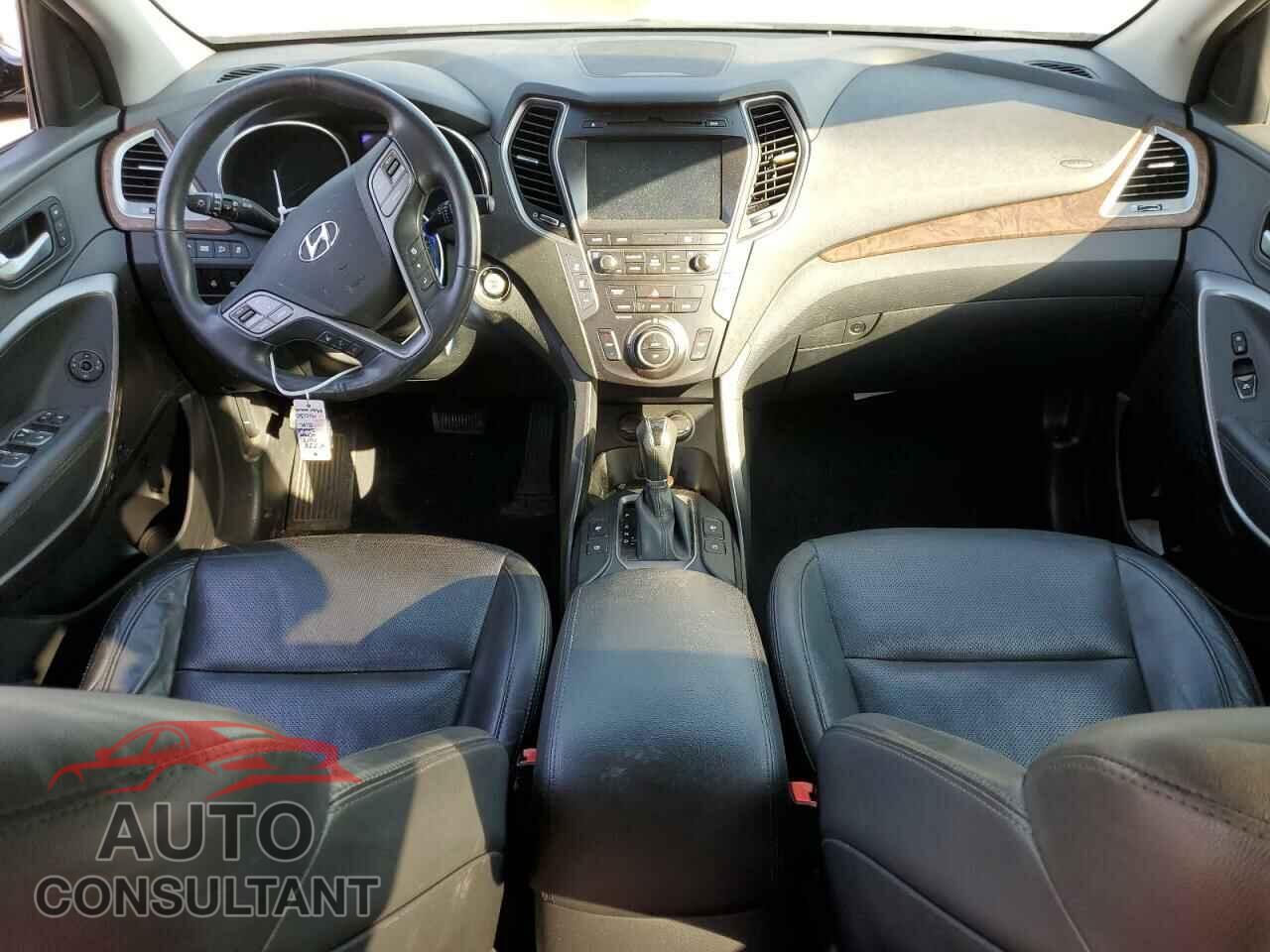 HYUNDAI SANTA FE 2017 - KM8SRDHF9HU191030