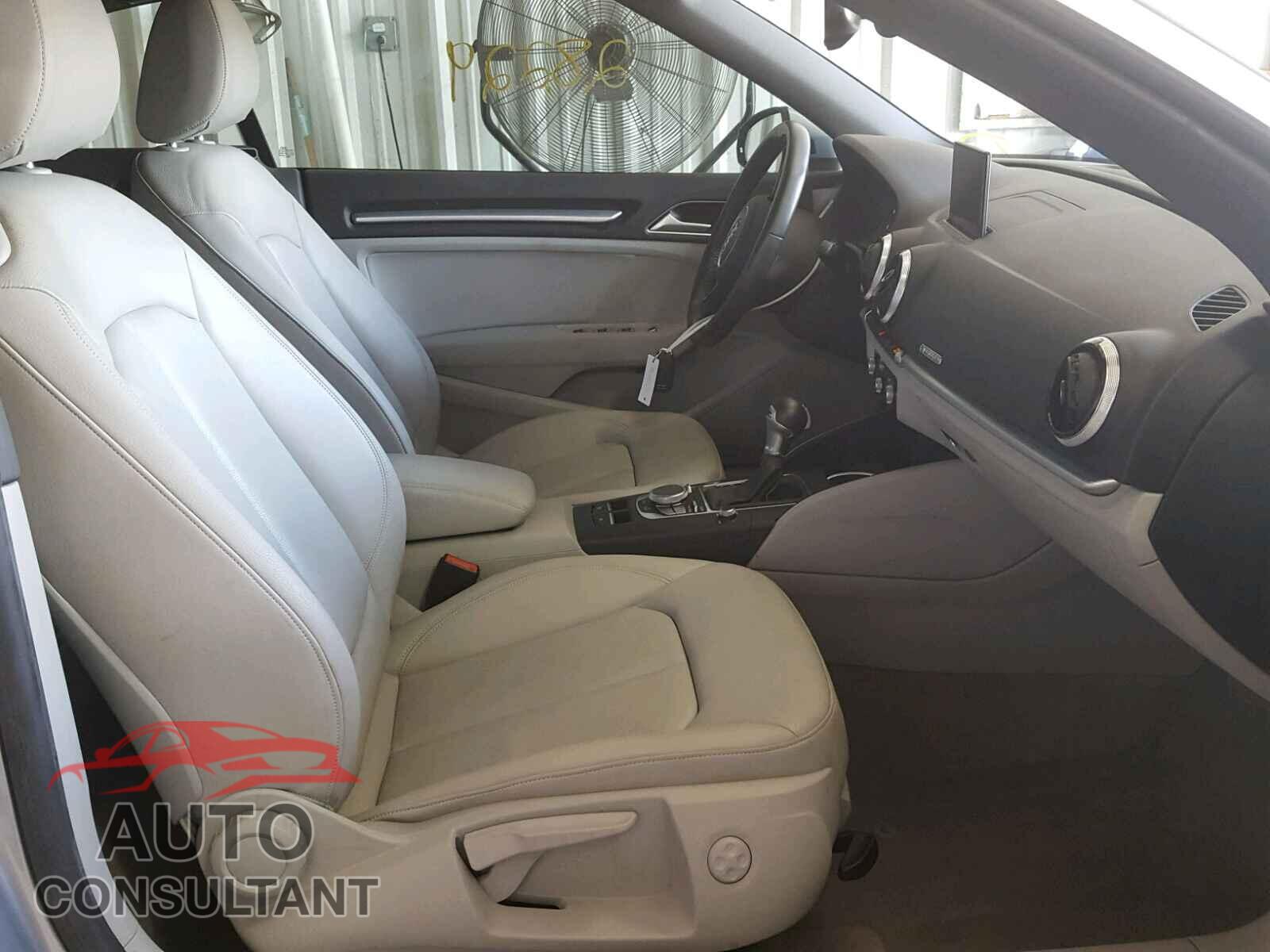 AUDI A3 2015 - WAU3FLFF2F1084945