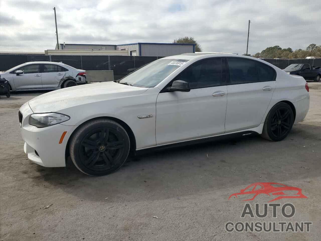 BMW 5 SERIES 2013 - WBAFU7C52DDU74591