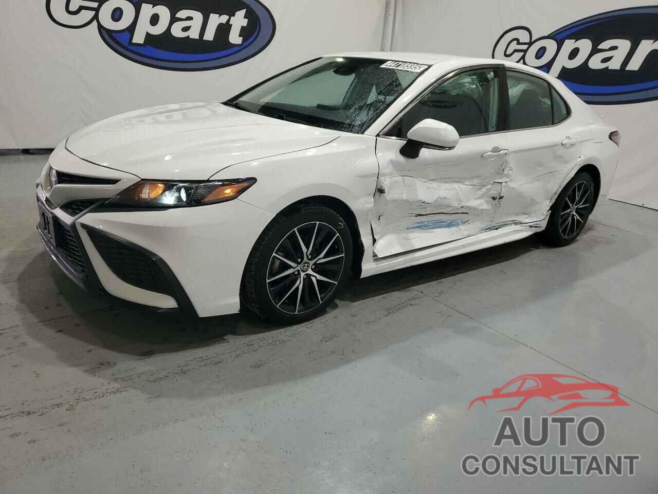 TOYOTA CAMRY 2022 - 4T1G11AK2NU697698
