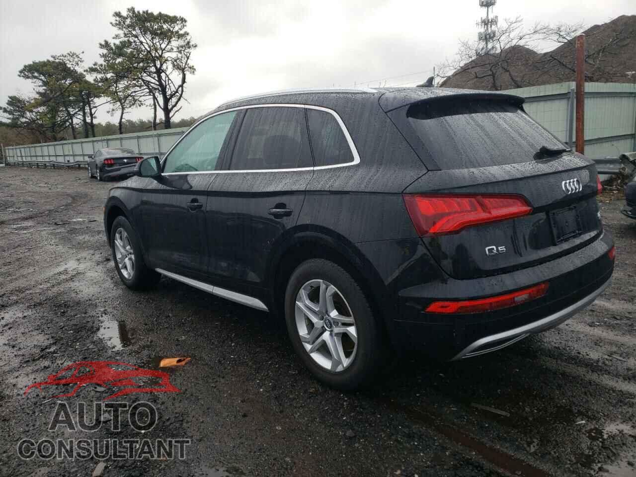 AUDI Q5 2018 - WA1BNAFY7J2136087