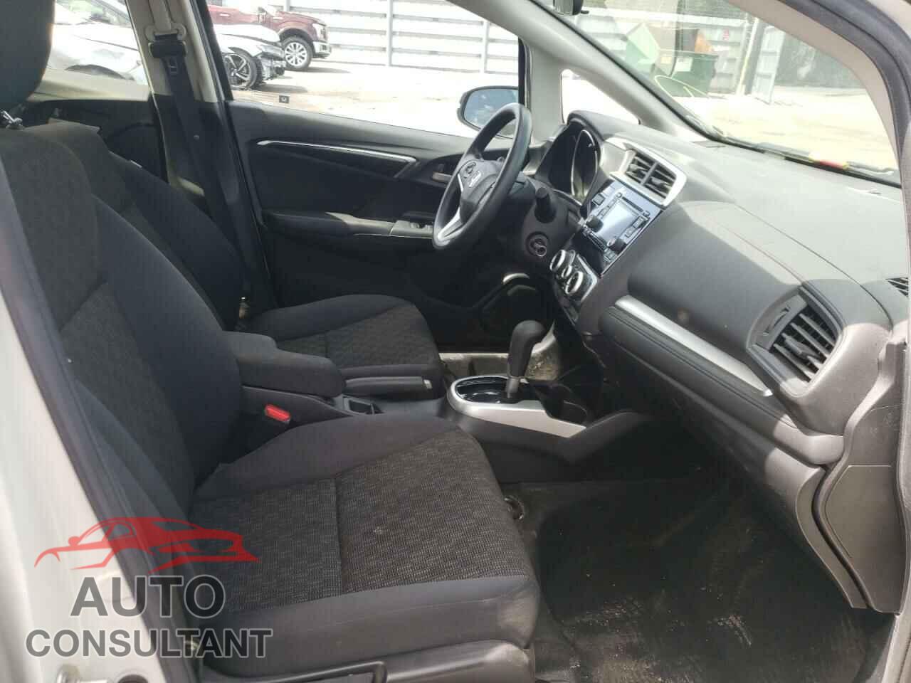 HONDA FIT 2017 - JHMGK5H59HS016184