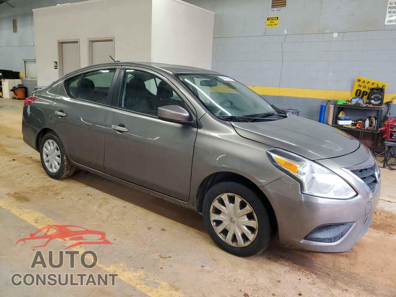 NISSAN VERSA 2017 - 3N1CN7AP4HK428826