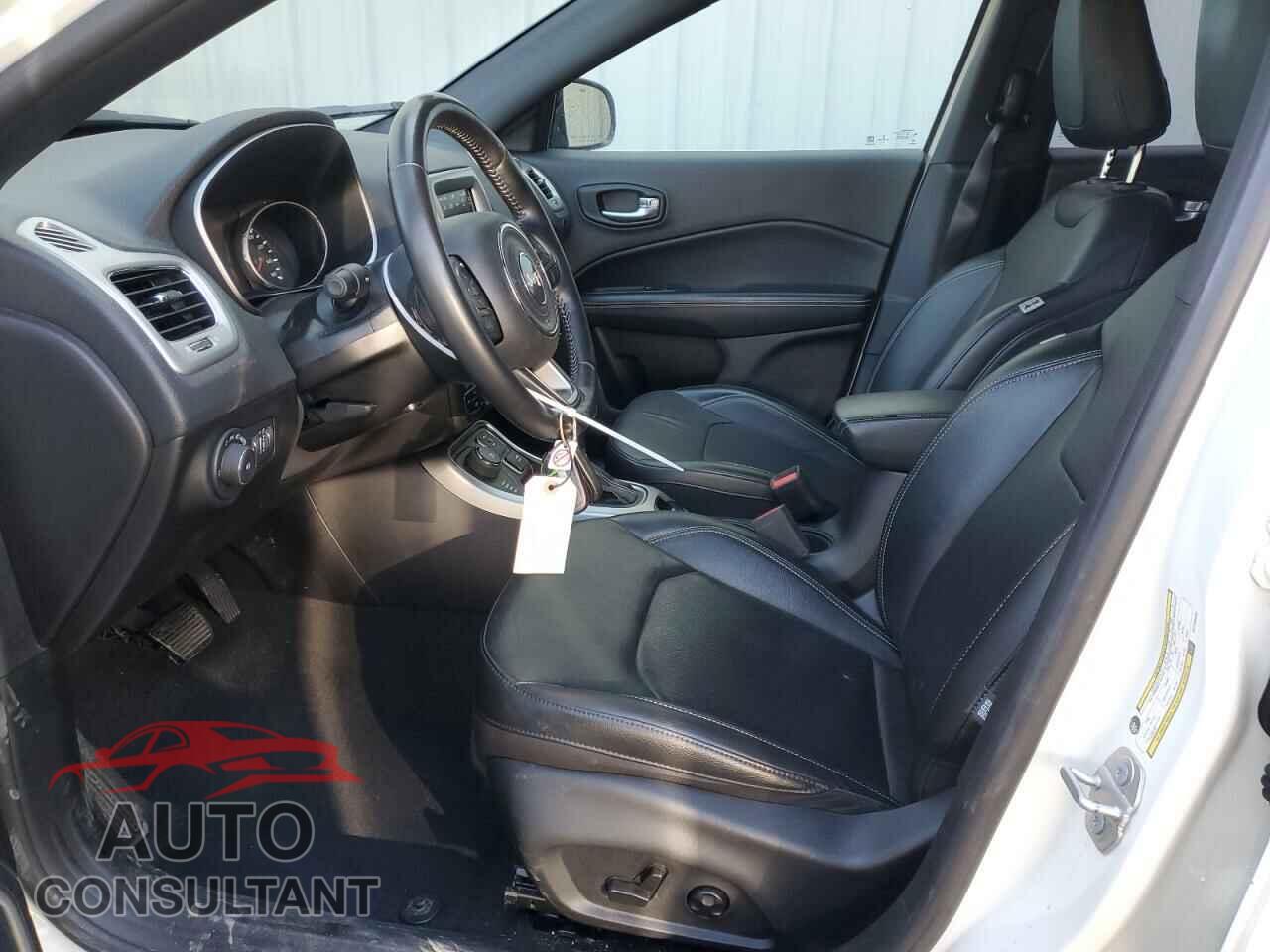 JEEP COMPASS 2021 - 3C4NJDEB6MT589603