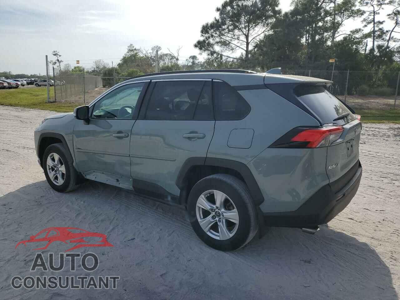 TOYOTA RAV4 2021 - 2T3W1RFV3MC090147