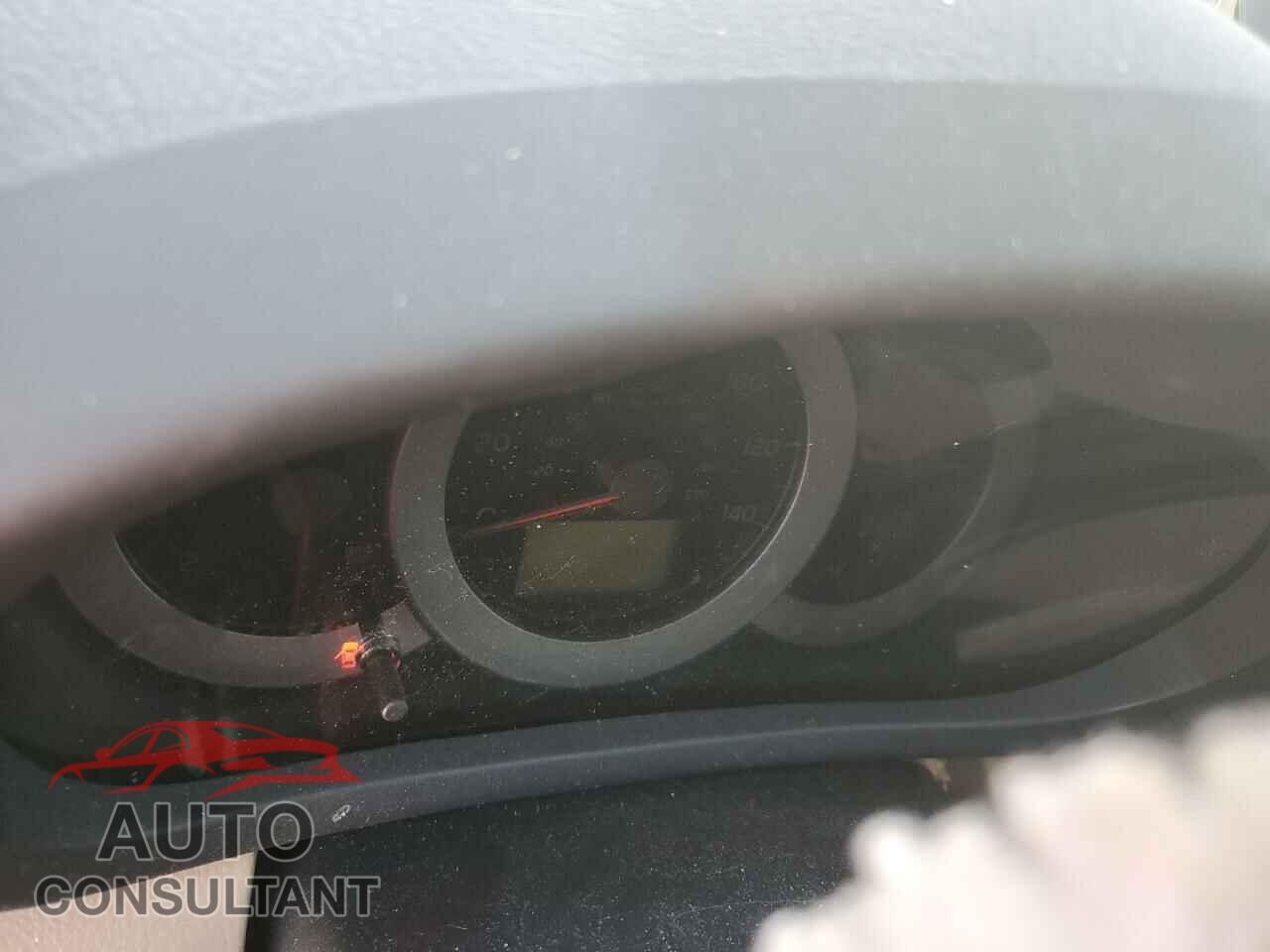 TOYOTA RAV4 2011 - JTMZF4DV2B5041089